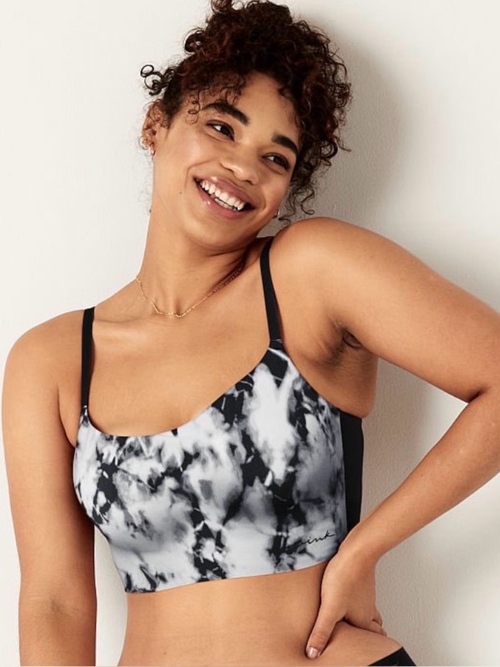 Victoria’s Secret PINK ‘Wireless Lightly Lined’ in Smoky gray, white & black
